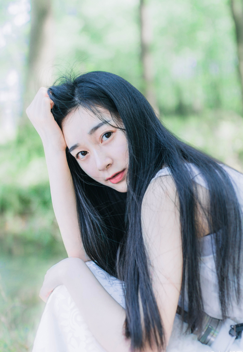 “呃……小事，我去解释一下。”孟达拍了拍脑袋，暗怪庞统怎么没把这人拴牢，原本准备等事情结束之后，再私底下说明，现在看来，必须赶快说清楚才行，否则天知道最后会闹出什么篓子。